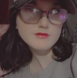 Meet your Posher, Raya